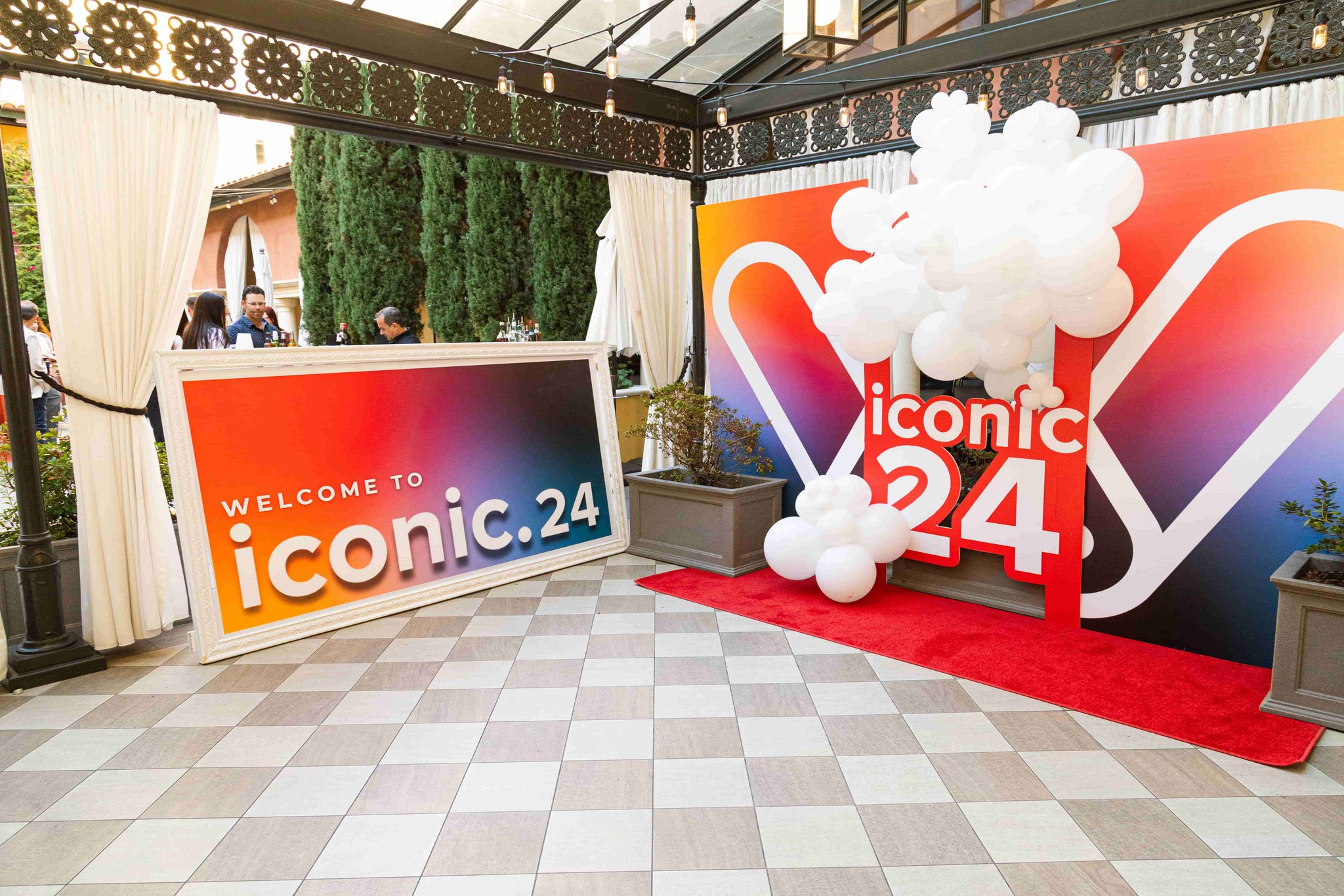 Welcome to the iconic.24 Awards!