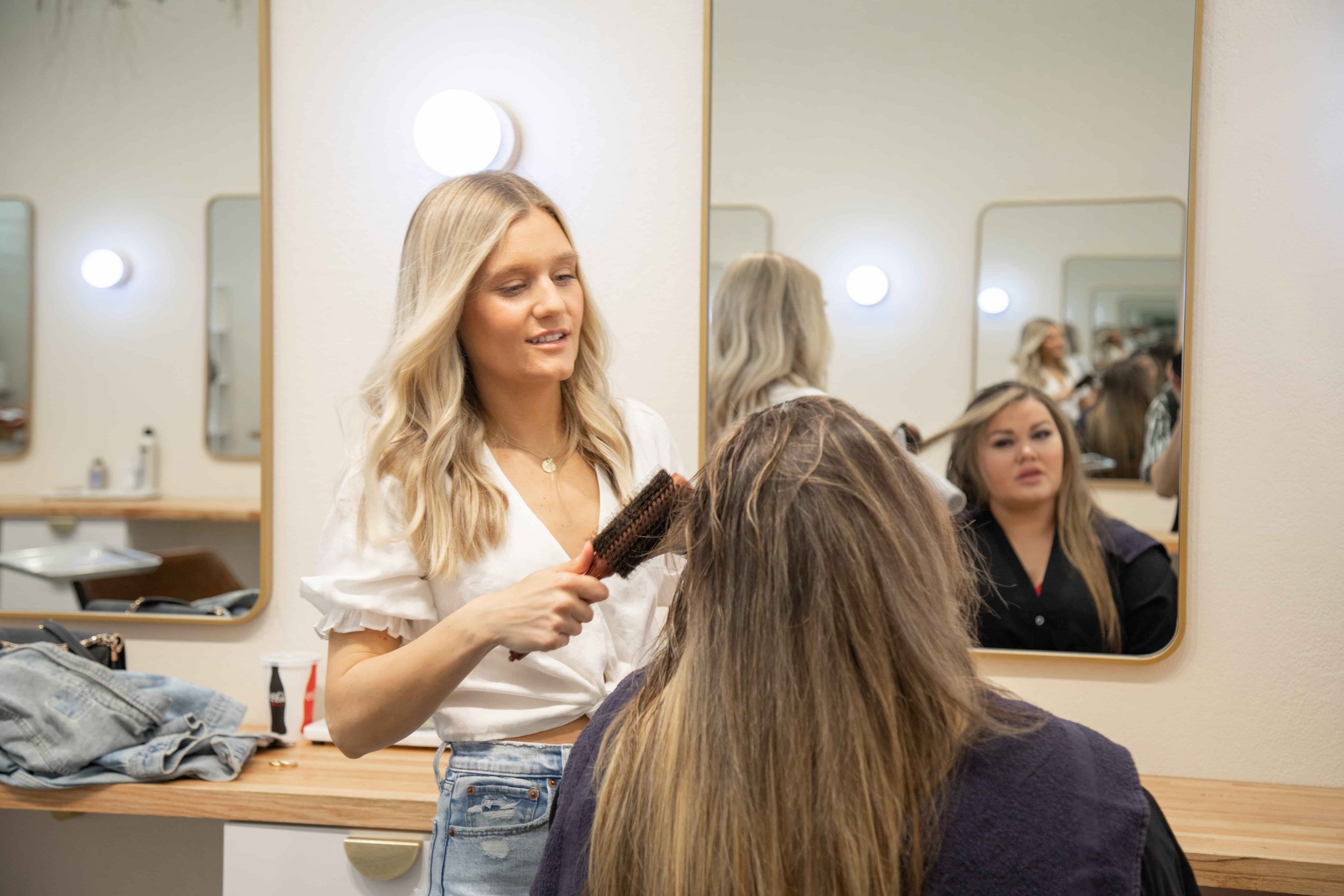 How to Improve Your Salon’s Customer Service (and Keep Clients Coming Back!)